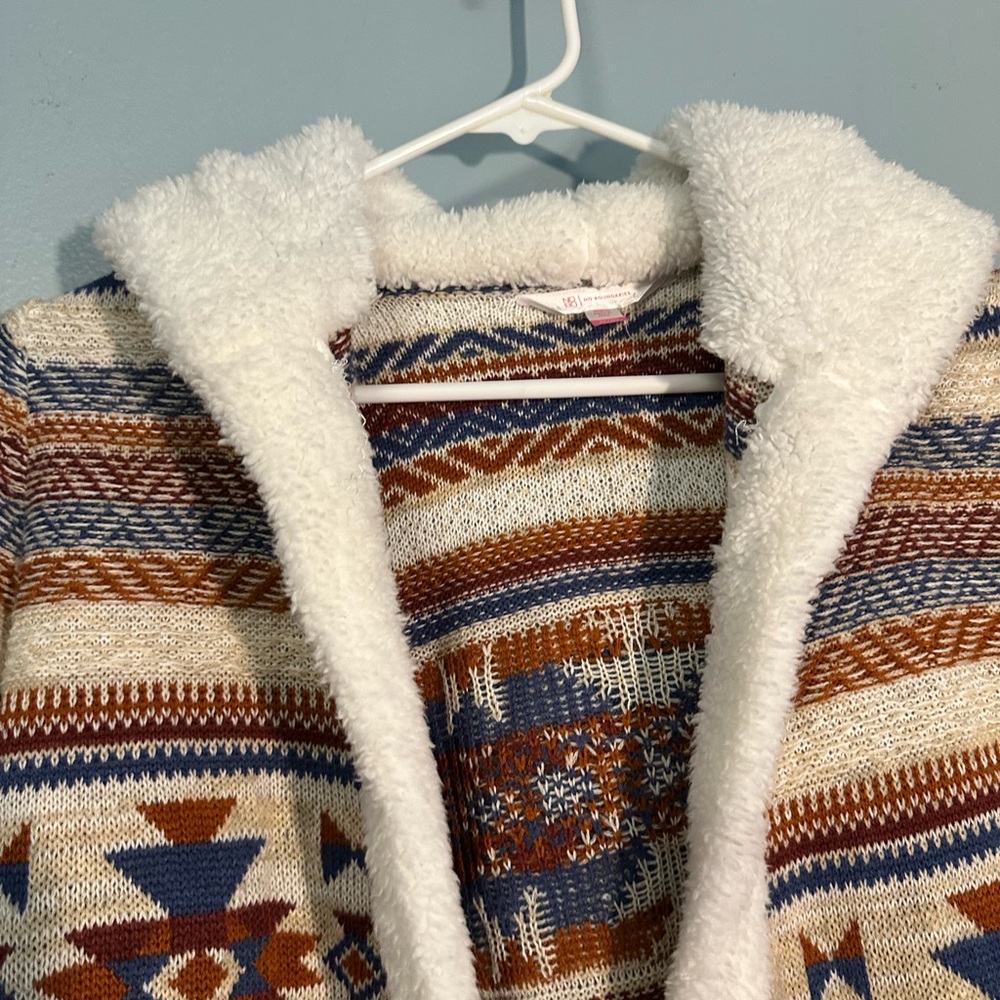 No Boundaries hooded long cardigan, southwest design, furry hood, L, EUC - Picture 3 of 9